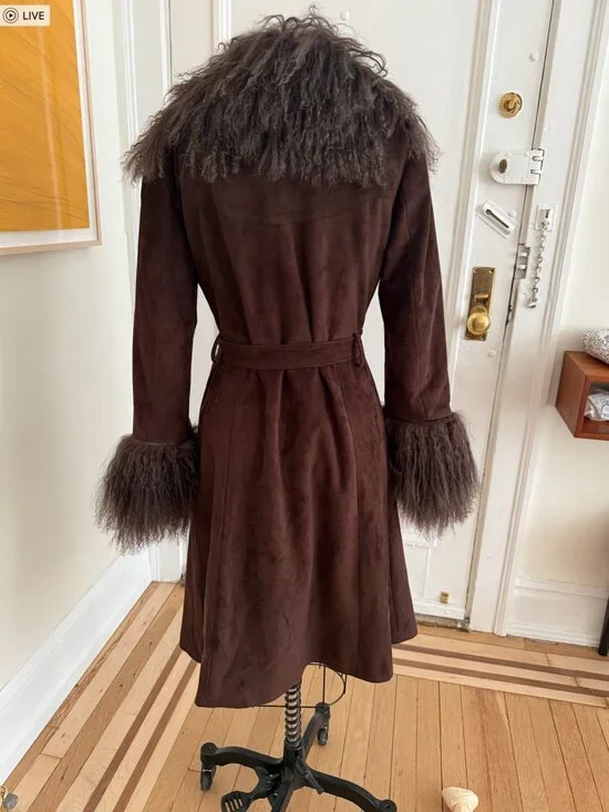 Charlotte Simone - Picture 2 of 4